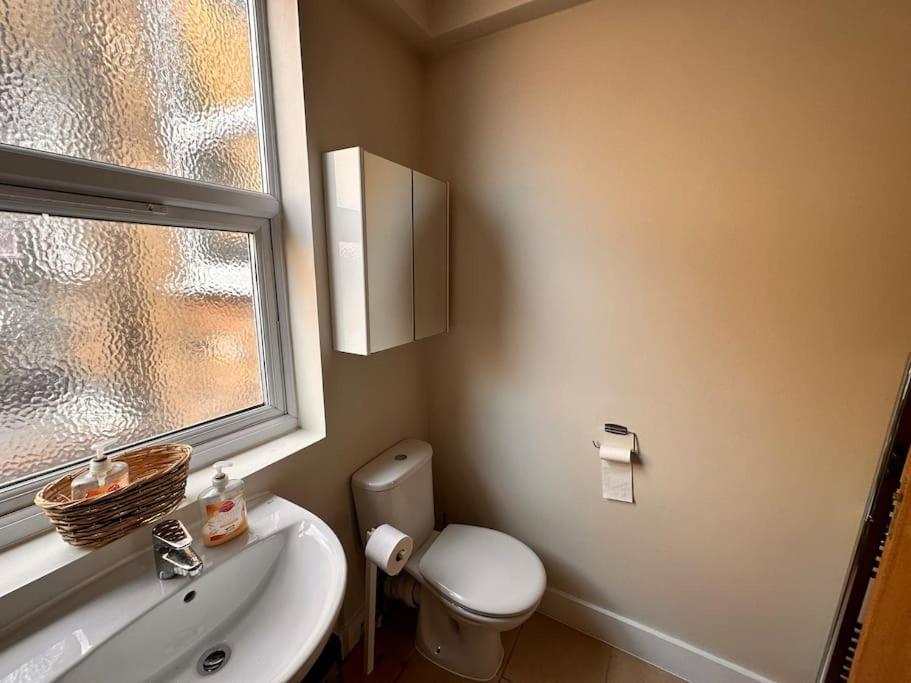 Appartement 1 Bedroom In Se13 *