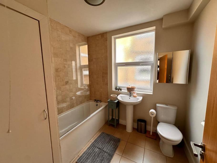 Appartement 1 Bedroom In Se13 *